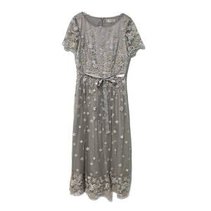 TAHARI Arthur S. Levine Silver Evening Midi Gown Women’s 8 Fully Embroidered